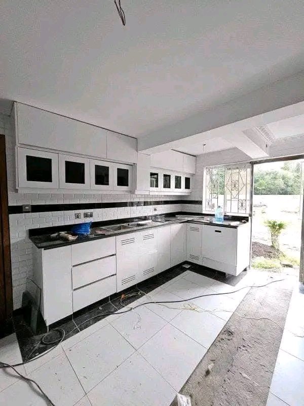 xics828's tweet photo. @DearS_o_n A contractor who is passionate and dedicated to his work.Below are some of my master pieces,your support will be appreciated.Dealers in
 Painting 
 Cabinets and wordraws 
Glass fitting 
 Cabros installation 
Tilling 
For inquiries/booking0795655996 email via truvinci828@gmail.com https://t.co/7RSBQzjnL5