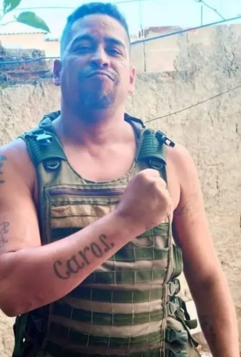 denucieqtg's tweet photo. Moradores tão denunciando que o Keke tá revistando celular de moradores na intenção de intimidar os moradores.
Keke, Vamos ver ser tu e brabo mesmo, quando as autoridades te agarrar com as mão seu Bundao
Sua hora tá chegando, quando você piscar e aquilo
Cadê a #38DP @PCERJ https://t.co/vib3uHUzPM