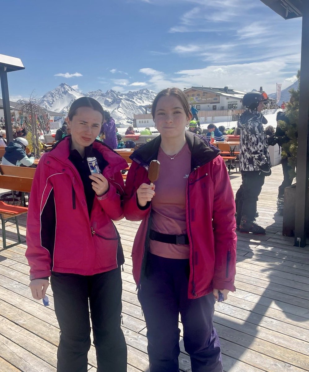 HeadmasterBBHS tweet media