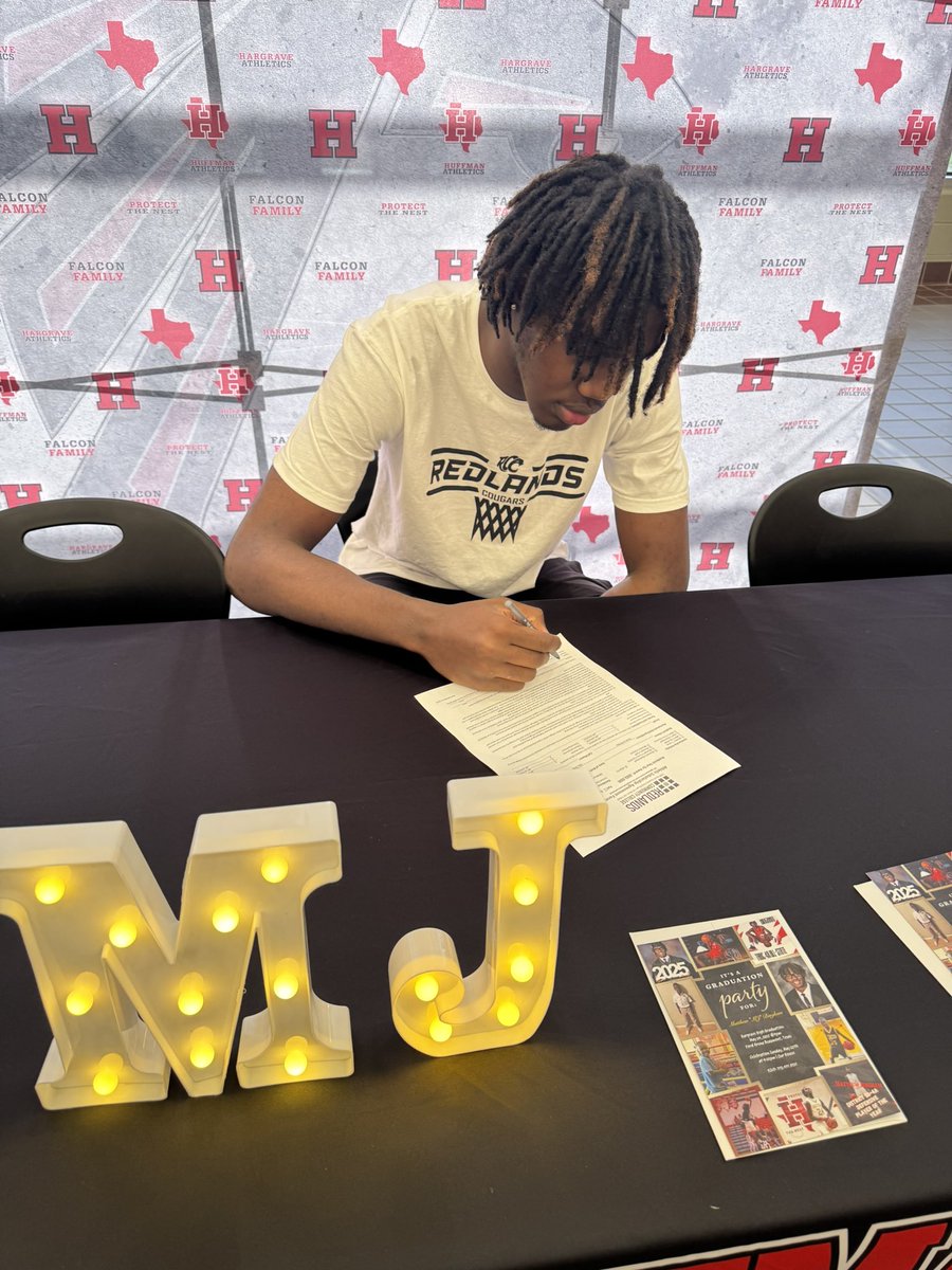 RachealElise's tweet photo. WHDI🙌🏾 congratulations 🌞shine @beyondgoated_mj‼️ It has been a long road BUT God🙌🏾 looking forward to the next chapters in your basketball journey🙏🏾 #yourbiggestfan #signingday2025 #ALLthingsworktogether https://t.co/IeUL77Bja8