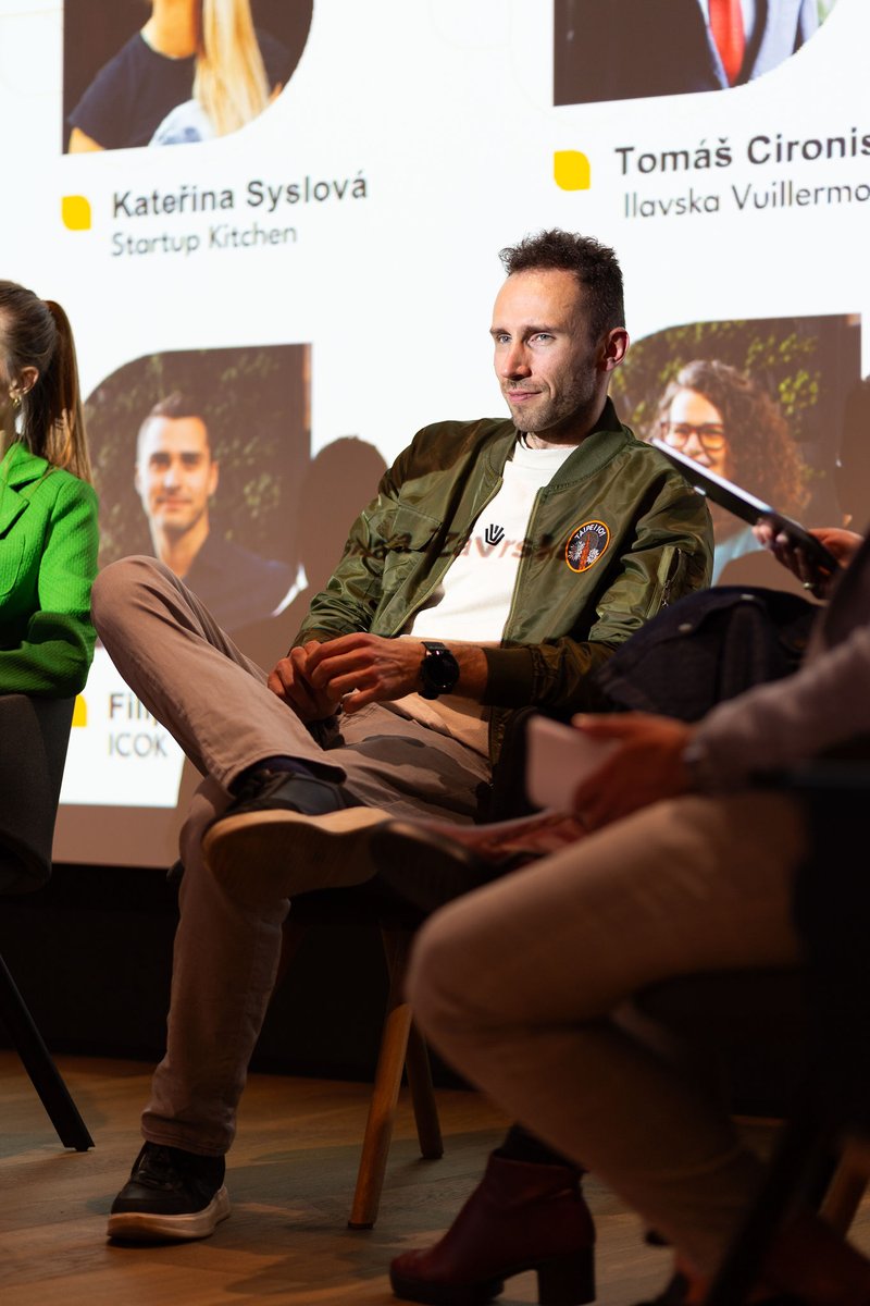StartupEvaluat1's tweet image. 1️⃣st Edition of ICOK Angles Club, great keynotes by @jan_kasper from ZAKA VC, and @roman_smola from @TensorVC, then followed by a panel discussion about Angel &amp;amp; Pre-Seed investing with our @syselpunk, @kocik_adam from J&amp;amp;T Ventures and @TomCironis from #IlavskaVuillermozCapital.