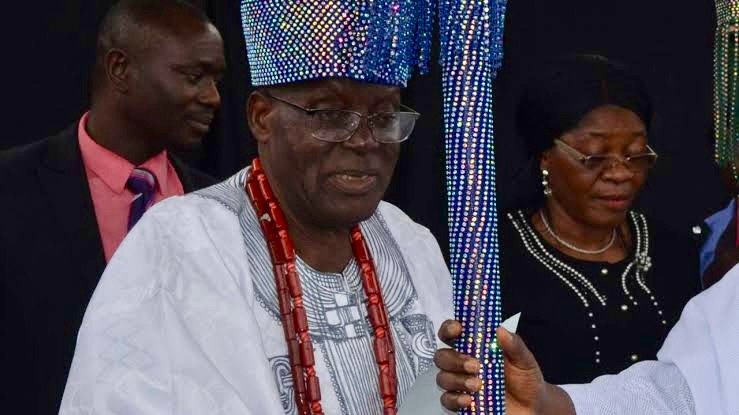 TheYorubaTimes's tweet photo. Yoruba group expresses gratitude to Olubadan for affirming sovereignty over Sasa land

April 09, 2025

The Yoruba Nation Global Directorate has extended its profound gratitude to the Olubadan of Ibadanland, Oba Owolabi Olakunlehin, for reaffirming Yoruba sovereignty over Sasa land.

This was contained in a letter signed by Barrister Olatayo Ogedengbe on behalf of the group, made available to The Yoruba Times on Wednesday.

The decision comes after the Olubadan recognized Chief Akinade Ajana Amusa as the legitimate Baale of Sasa, following concerns over an individual assuming the title "Sarkin Sasa," a designation foreign to Yoruba traditional chieftaincy and governance.

The issue began when the Concerned Youths of Sasa petitioned the Olubadan in March 2025, expressing concerns over attempts to establish a Hausa-Fulani ruling dynasty in Ibadanland. 

They cited the installation of Alhaji Haruna Mai-Yatsin Katsina as "Sarkin Hausawa" of Sasa Community in 1979/1980, who later assumed the title "Sarkin Sasa" and exercised overlordship over Sasa market activities.

In response, the Olubadan directed that no individual should assume foreign titles like "Sarkin" within Yoruba territory, affirming the sanctity of Yoruba traditional structures.

The royal pronouncement emphasizes that using alien titles constitutes an affront to the Olubadan stool and Yoruba heritage.

The Yoruba Nation Global Directorate has expressed gratitude to the Olubadan for his decisive action and called on traditional rulers across Yorubaland to issue similar declarations regarding non-Yoruba titles.

The organization stresses the importance of protecting Yorubaland's cultural sovereignty, a duty they consider sacred.

The Olubadan plays a vital role in the governance and cultural preservation of Ibadanland, with a rich history dating back to the 16th century.

The Olubadan's position is unique, with a rotational system between two ruling lines, the Egbe Agba (civil) and Balogun (military) lines.

https://t.co/egQimDHeb3