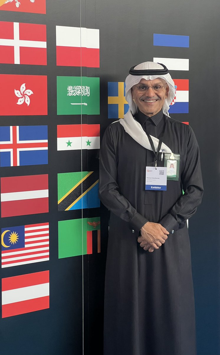 wsabushanab's tweet photo. بسم الله الرحمن الرحيم

أتوجه بأسمى آيات الشكر والتقدير لمقام سيدي خادم الحرمين الشريفين الملك سلمان بن عبد العزيز آل سعود، وولي عهده الأمين سيدي صاحب السمو الملكي الأمير محمد بن سلمان بن عبد العزيز آل سعود، على دعمهما المستمر واهتمامهما الكبير بتعزيز دور المملكة في المجالات العلمية والابتكارية. لقد شهد قطاع التعليم العالي في عهدهما تطورًا ملحوظًا، حيث تم استحداث بنود خاصة لدعم البحث العلمي في ميزانية وزارة التعليم، مما يسهم في تعزيز الإنتاج العلمي النوعي #وزارة_التعليم #ننافس_العالم #الاختراعات  #InventionsGeneva. ￼

كما أود أن أعبر عن بالغ امتناني لمعالي وزير التعليم @minister_moe_sa على قيادته الحكيمة التي تساهم في تطوير التعليم والابتكار، ودوره الكبير في تمكين التعليم العالي في المملكة.

جزيل الشكر والتقدير لرئيس جامعة الملك عبد العزيز @tareefal على دعمه المتواصل لاحتضان المبادرات العلمية التي تسهم في رفع مكانة الجامعة محليًا وعالميًا.

كما لا يفوتني أن أتوجه بالشكر لعميد الكلية @Faisal_Alsaaq على الجهود المخلصة في توفير البيئة المناسبة للمشاركة في معرض جنيف الدولي للابتكارات، والذي يشكل فرصة هامة لتبادل الخبرات وتحقيق التميز العلمي.

إن هذه المشاركة تمثل خطوة هامة في تحقيق أهداف رؤية المملكة 2030 التي تركز على تطوير الابتكار ودعم البحث العلمي، ونحن فخورون بهذه الإنجازات التي تسهم في تعزيز مكانة المملكة في مجال الابتكار على المستوى العالمي.

نسأل الله تعالى أن يديم على بلادنا العز والرفعة في ظل قيادتها الحكيمة.

والله ولي التوفيق.