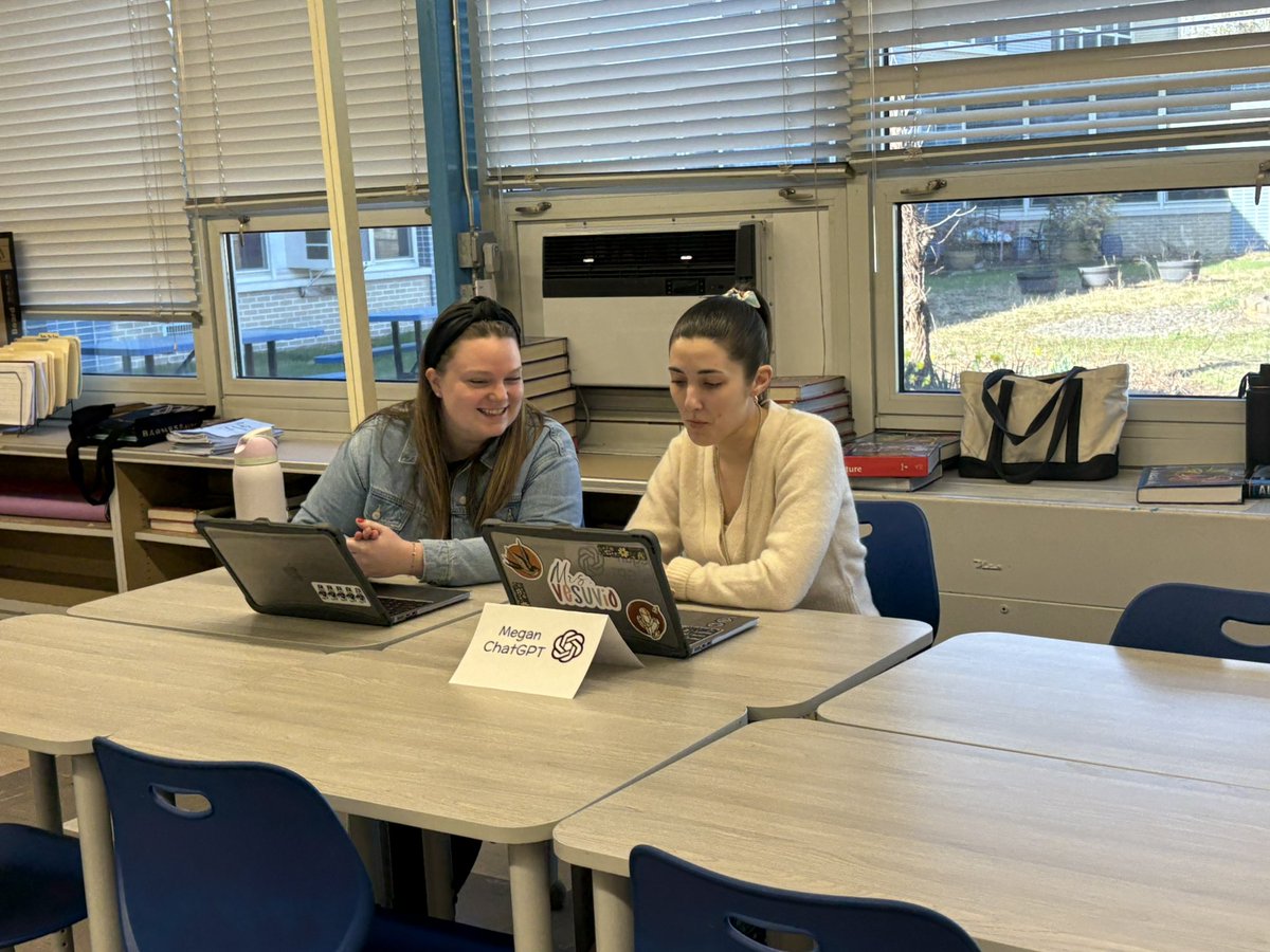 j_valentine25's tweet photo. Today is the #DayofAI for Ts @JAMS_Knights @EdisonDistrict @edisoninnovates Power teams are doing a #JAMazing job leading the charge for #AIinEducation https://t.co/evNOdnD5nE