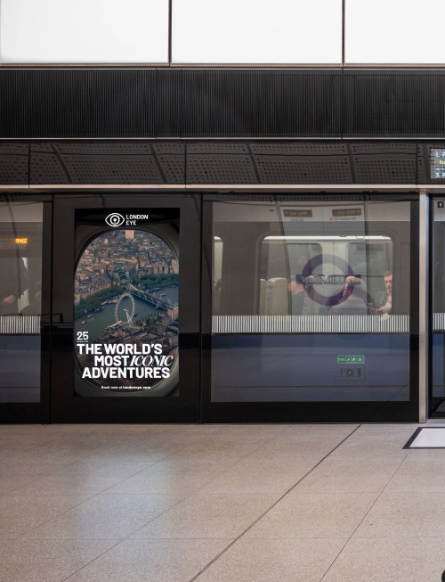 The London Eye 25 year celebrations continue with an extensive OOH campaign featuring more memorable moments from the iconic landmark’s history. 

Client: <a href="/TheLondonEye/">The London Eye</a>
Agency: moderncitizens
Creative Footage Sourcing: @stalkr