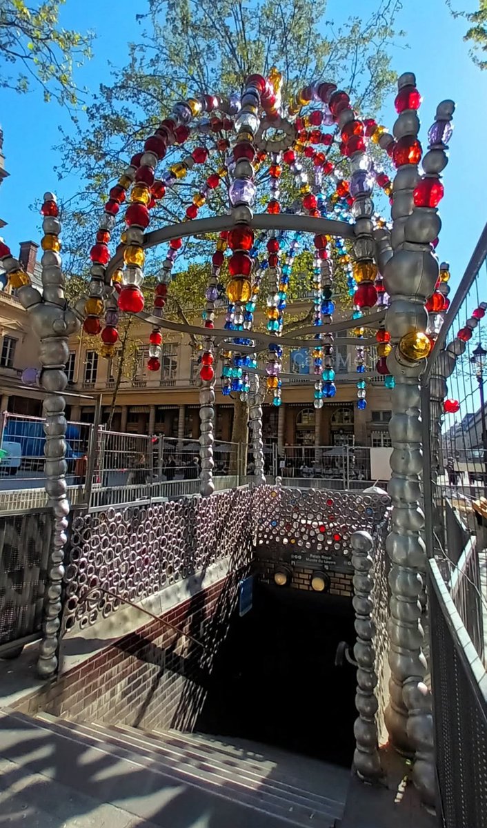 CathMelin's tweet photo. Encore une bonne journée hier ; c'est toujours un bonheur que de me promener dans #Paris ! 🤩❤️ https://t.co/IqtbWvlpyS