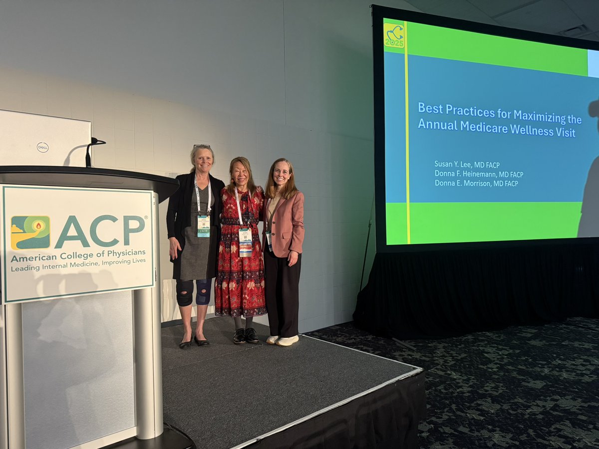 sbudeptofmed's tweet photo. Primary care powerhouses @StonyBrookMed delivering two amazing talks @ACPIMPhysicians #IMM25 Thank you Dr. Donna Heinemann, Dr. Diane Klein-Ritter and Dr. Susan Lee 👏 #IMProud #WeAreStonyBrookMedicine https://t.co/kxQjVnwNgx