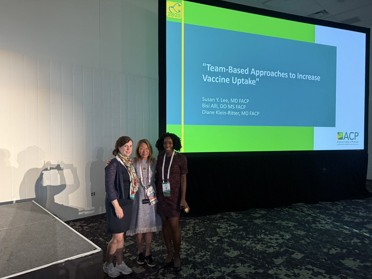 sbudeptofmed's tweet photo. Primary care powerhouses @StonyBrookMed delivering two amazing talks @ACPIMPhysicians #IMM25 Thank you Dr. Donna Heinemann, Dr. Diane Klein-Ritter and Dr. Susan Lee 👏 #IMProud #WeAreStonyBrookMedicine https://t.co/kxQjVnwNgx