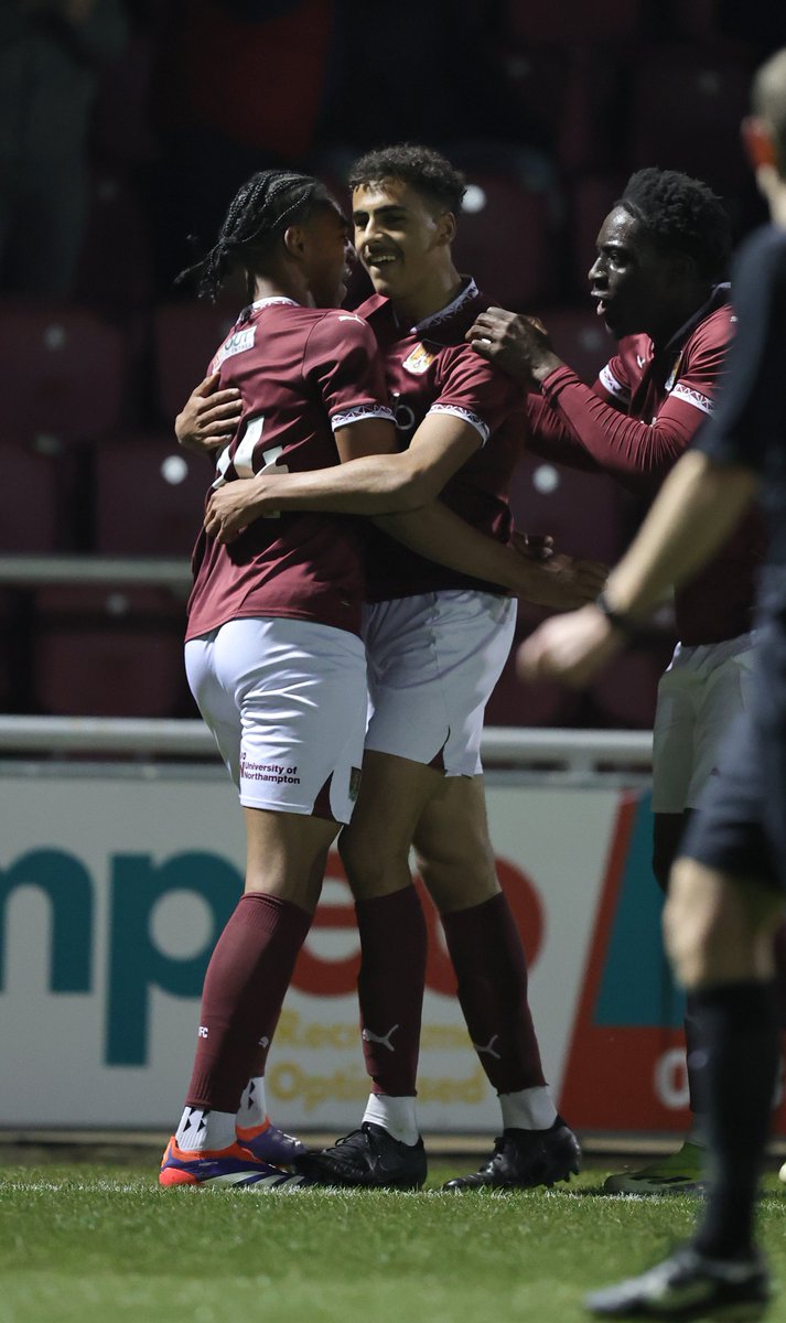 🎟️ Tickets for tonight's <a href="/NorthantsFA/">Northamptonshire FA</a> U18 David Joyce Cup final at the Dog &amp; Duck remain on sale online and can be purchased on arrival subject to a price increase.

👉 ticketsource.co.uk/northamptonshi…

#ShoeArmy 👞