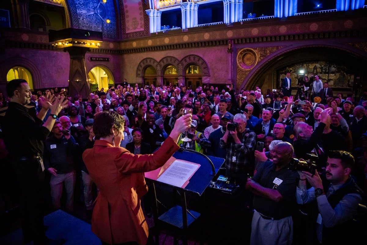 Cara Spencer tweet media