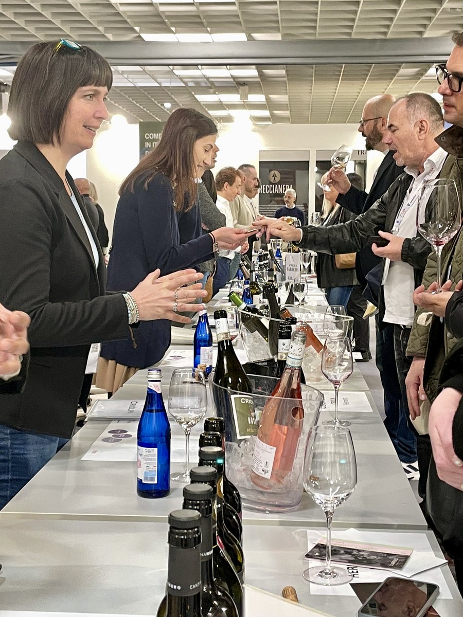 ITA Stockholm (@itastockholm) on Twitter photo Just wrapped up an incredible #Vinitaly2025 🍷
Our <a href="/ITAStockholm/">ITA Stockholm</a> office brought 39 🇸🇪🇳🇴🇫🇮🇱🇻 wine buyers to Verona for B2B meetings, tastings & masterclasses. A key step in boosting 🇮🇹 wine exports and global trade 🤝🌍
#WineTrade #MadeInItaly #B2B #WineBusiness Just wrapped up an incredible #Vinitaly2025 🍷
Our <a href="/ITAStockholm/">ITA Stockholm</a> office brought 39 🇸🇪🇳🇴🇫🇮🇱🇻 wine buyers to Verona for B2B meetings, tastings & masterclasses. A key step in boosting 🇮🇹 wine exports and global trade 🤝🌍
#WineTrade #MadeInItaly #B2B #WineBusiness