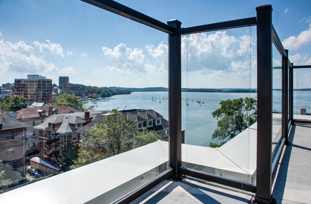 ultraloxrailing's tweet image. Looking for those final touches to a modern building or home? Our glass panels are prefabricated for easy installation and approved to ICC-ES AC273 commercial and residential building codes!

Learn more at the link below!
bit.ly/42wyXCT

#modernbuild #moderndesign