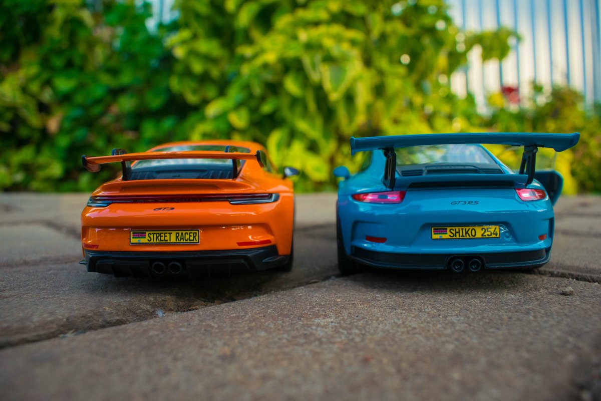 die_cast_ke's tweet photo. NTSA takes forever to get you number plates. We take 25 minutes max. You know who to go for. Haha. https://t.co/D3PH0sNmRQ