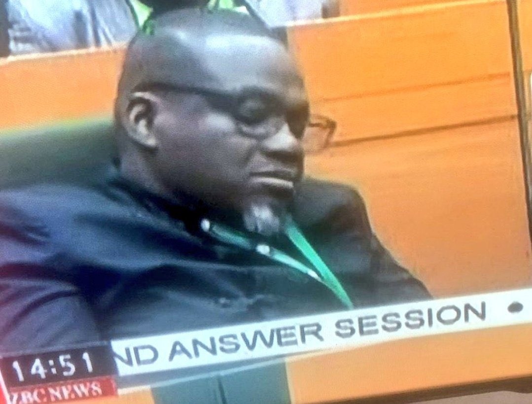 AfroAthem's tweet photo. @LynneStactia E.D. wants to stop the impeachment, so he is bribing both MPs of Zanu and the opposition. https://t.co/8og5pawvhJ
