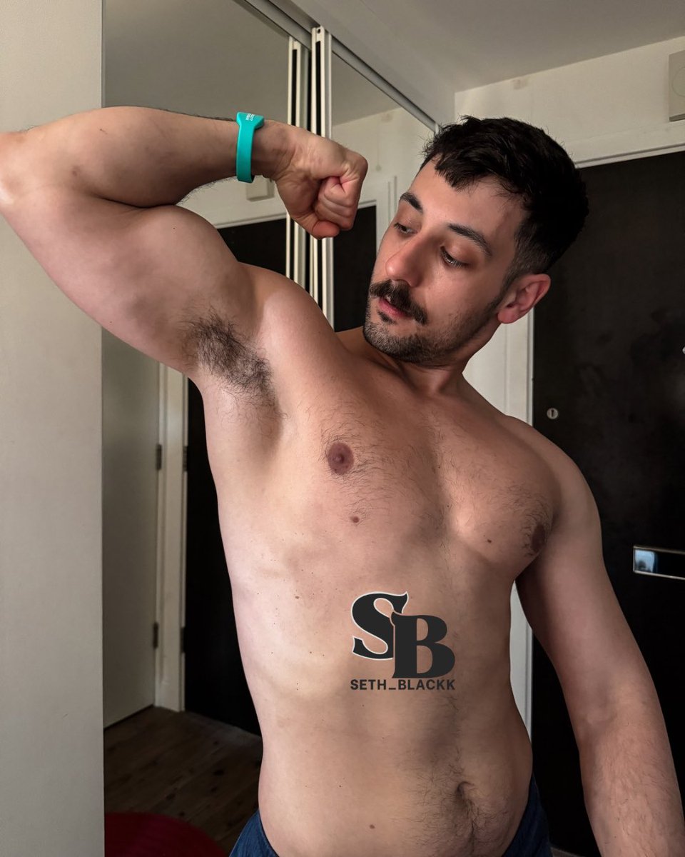 Seth (@seth_blackk) on Twitter photo 