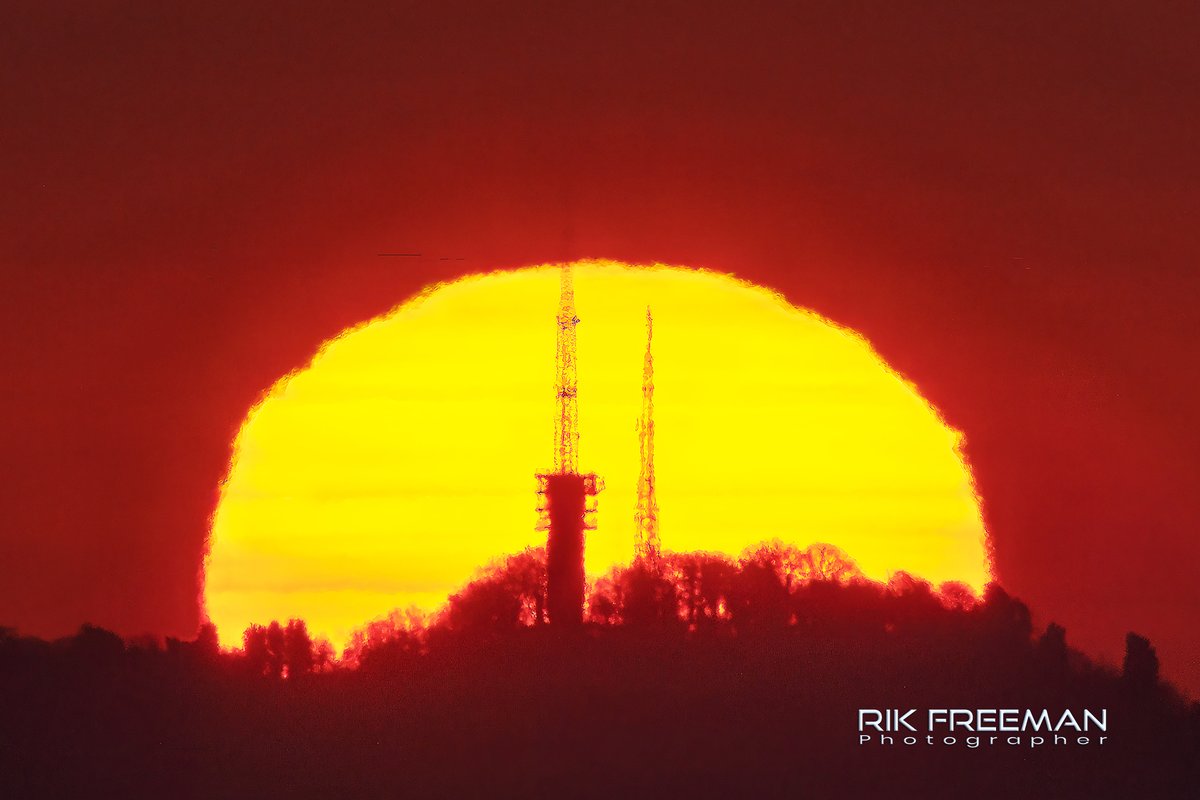 Rik Freeman Photographer (@rickfr01) on Twitter photo Planning using <a href="/photopills/">PhotoPills</a> I got a shot I have been after for a long time. The Turners Hill Tower (Dudley) backlit by the sun.
Over 10 miles away the sun rose perfectly in line with the tower filling the centre line. 😎
<a href="/CanonUKandIE/">Canon UK and Ireland</a> <a href="/BenroTripods/">Benro USA</a> <a href="/AP_Magazine/">Amateur Photographer</a> #liveforthestory Planning using <a href="/photopills/">PhotoPills</a> I got a shot I have been after for a long time. The Turners Hill Tower (Dudley) backlit by the sun.
Over 10 miles away the sun rose perfectly in line with the tower filling the centre line. 😎
<a href="/CanonUKandIE/">Canon UK and Ireland</a> <a href="/BenroTripods/">Benro USA</a> <a href="/AP_Magazine/">Amateur Photographer</a> #liveforthestory