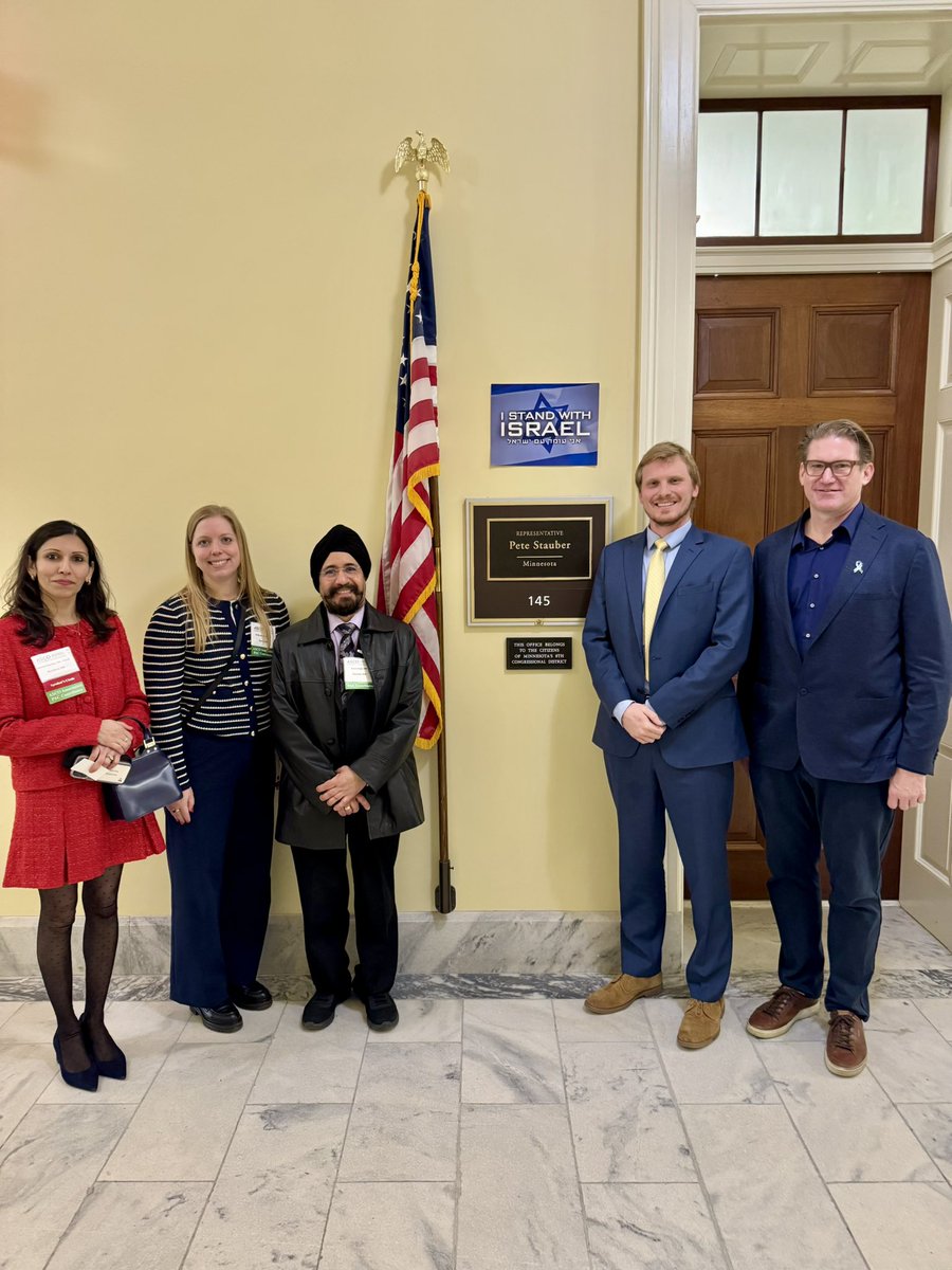 Em_citabine's tweet photo. Amazing work by @ASCO putting together an incredible #ASCOAdvocacySummit! 

There were over 170 ASCO members from 48 states present at this year’s event - a tremendous testimony to the diligence and passion of oncology providers across our country 🇺🇸🧑‍⚕️👩‍⚕️ https://t.co/vphidlDKiY