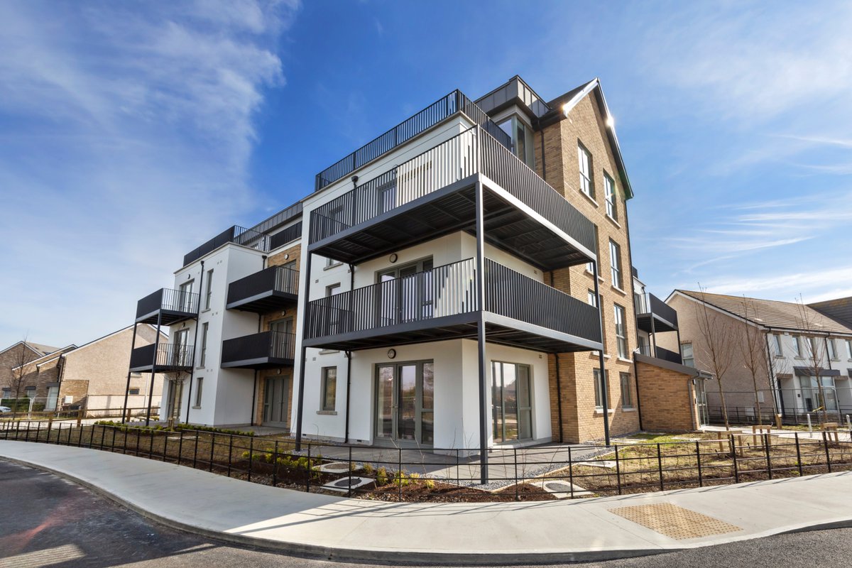 gemconstruction's tweet photo. 🏗 We're excited to share the latest images of Millers Glen, a residential development of 99 high quality apartments in Swords, Co. Dublin, for our repeat clients, Gannon Homes Ltd.
 
#HousingForAll #IrishConstruction #Dublin https://t.co/q21EGibqMX