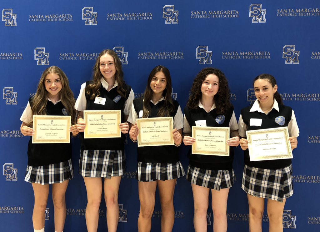 MUNSM's tweet image. Five leaders. Five legacies. These SMCHS MUN seniors just earned college scholarships for their dedication, diplomacy, and drive. Proud is an understatement—our future is in good hands! #SMCHSMUN #LeadersOfTomorrow #ScholarshipWinners #EaglePride #MUNMatters