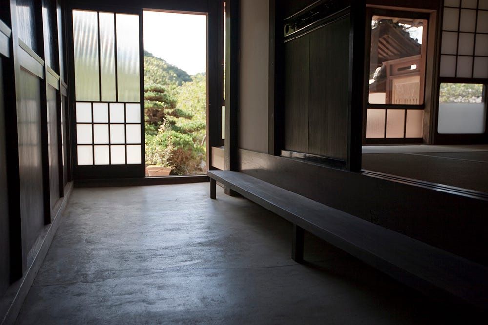 Stepping on the threshold of a doorway is considered disrespectful, especially in shrines or temples. The genkan (entryway) is seen as a boundary between worlds, and stepping on it is thought to disrupt spiritual harmony. #JapaneseTraditions #Superstition