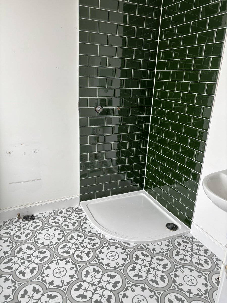 GMcKinlayTiling's tweet photo. https://t.co/wxgx6qrSFJ