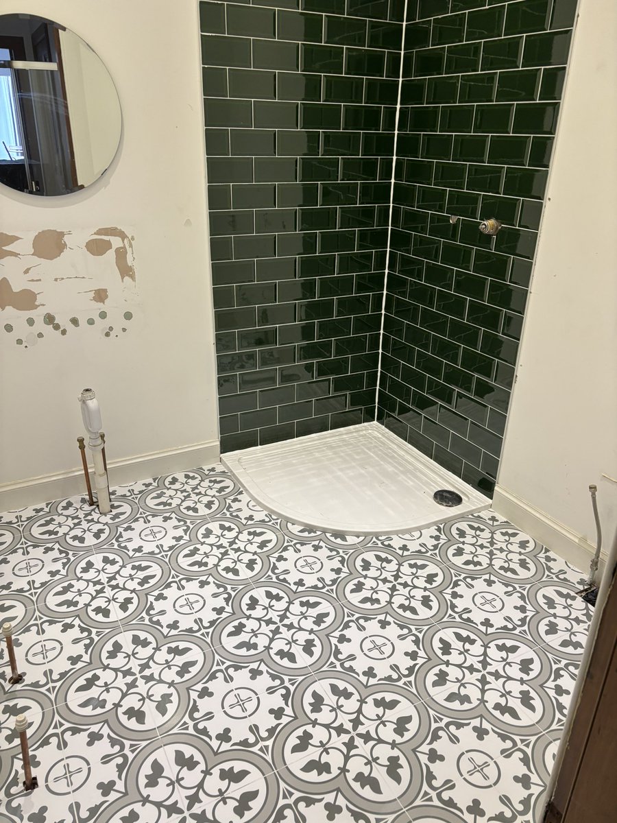 GMcKinlayTiling's tweet photo. https://t.co/wxgx6qrSFJ