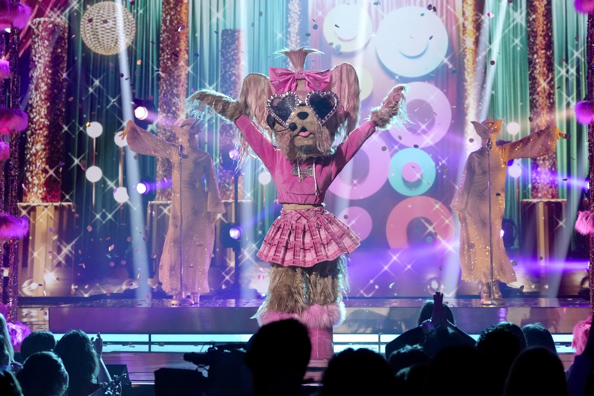 MaskedSingerFOX's tweet photo. The masks are ✨slaying✨ the last group finals! 

Don't miss #NessyMask, #YorkieMask, and #MadScientistMonsterMask battle it out to make the Lucky 6 TONIGHT at 8/7c. https://t.co/3ND4CRrROM
