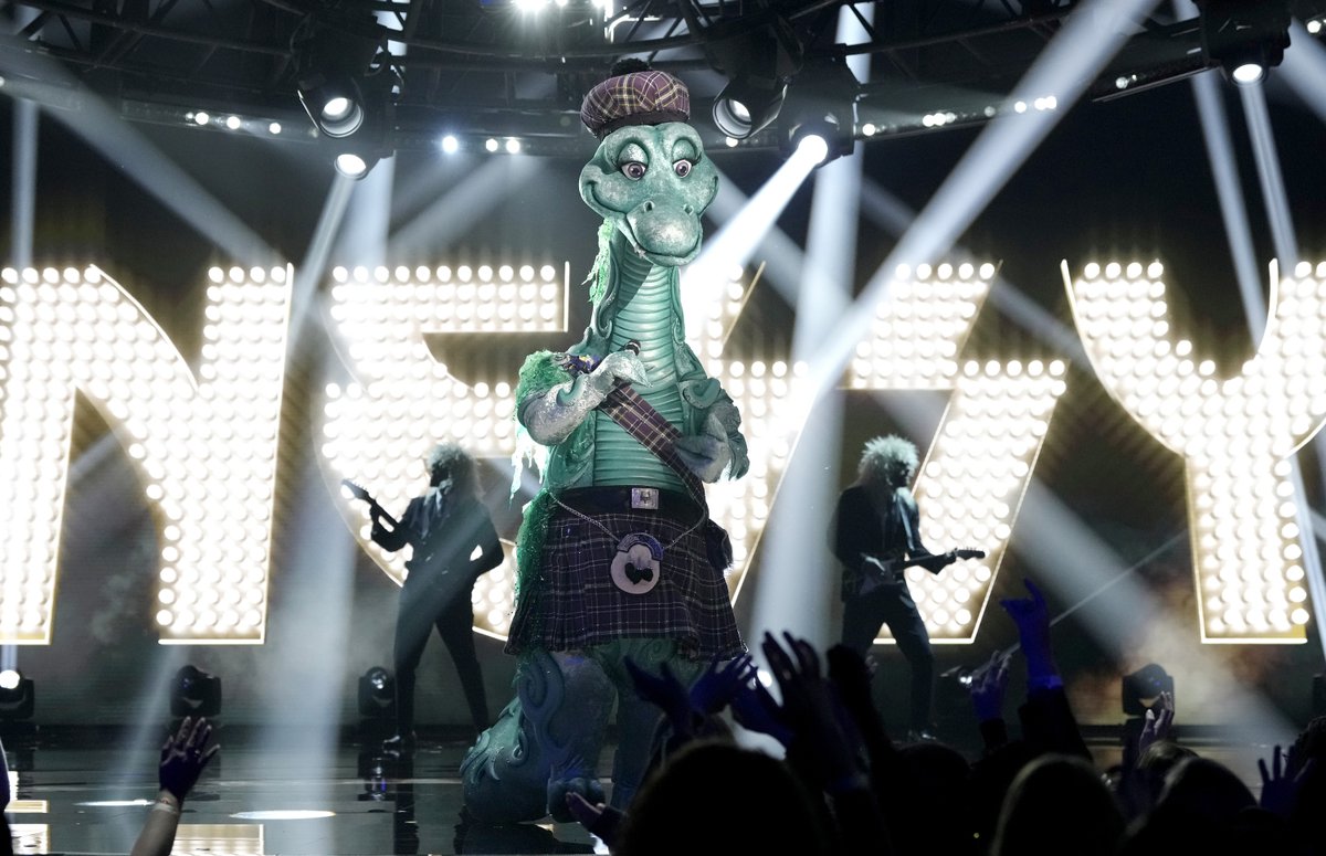 MaskedSingerFOX's tweet photo. The masks are ✨slaying✨ the last group finals! 

Don't miss #NessyMask, #YorkieMask, and #MadScientistMonsterMask battle it out to make the Lucky 6 TONIGHT at 8/7c. https://t.co/3ND4CRrROM