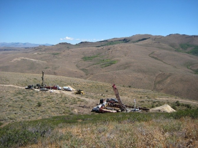 WEXExploration's tweet image. The Wood Gulch Deposit is an underexplored past producer. Key features:
•Untested along 3-kilometer strike length
•Identical geology and geochemistry to Gravel Creek
•Potential for near surface oxide
Learn more! bit.ly/4bGCVKs
$WEX.V $WEXPF #Nevada #gold #mining…
