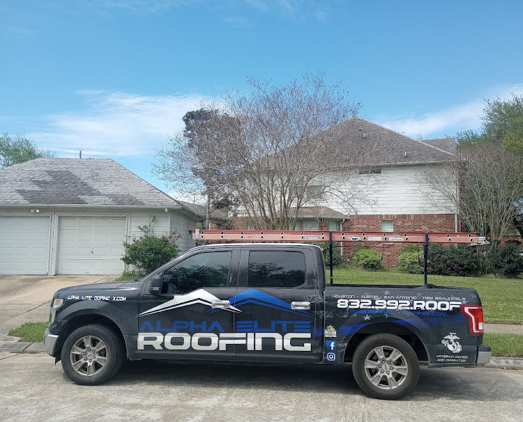 AlphaEliteRoof's tweet photo. At Alpha Elite Roofing, we're committed to redefining roofing excellence. Whether you need a minor repair or a major installation, our team is ready to serve. Visit our website to learn more about our services. #RoofingExcellence #HomeImprovement https://t.co/UGHtbZGuLG