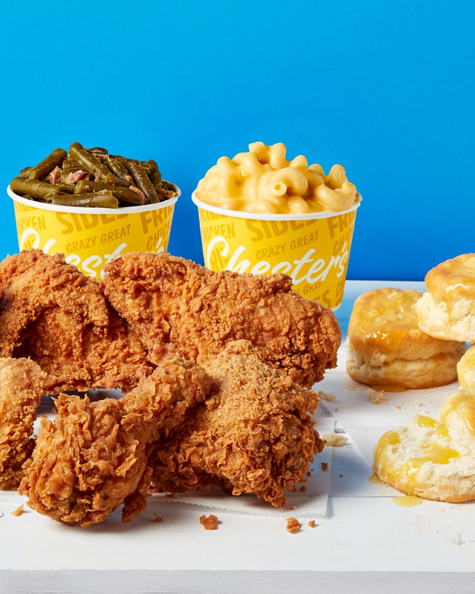 Golden, crispy, and downright irresistible. 🍗✨ Pair your favorite fried chicken with the perfect sides and make every bite count! Who’s hungry? 😋