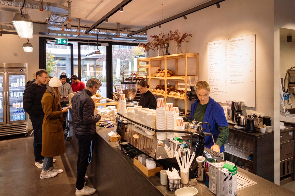 slayerespresso's tweet photo. Morning magic in Zürich.
📍Collective Bakery, Förrlibuckstrasse
📸 Selina Feuerstein.
#SlayerEspresso #MakeCoffeeBetter #SlayerInTheWild https://t.co/EcwbZeLNri