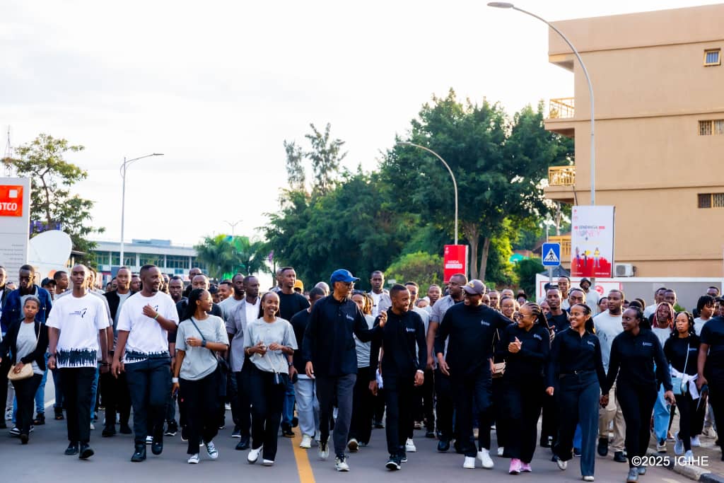 cnjkinyinya's tweet photo. #Kwibuka31 ,Tariki ya 07,Mata 2025 President wa Repubulika y'U Rwanda His Excellency Paul Kagame yifatanije n'Urubyiruko ndetse n'abanyarwanda bose kwibuka ku nshuro ya 31 Genocide yakorewe abatutsi muri Mata 1994 @RwandaLocalGov @Unity_MemoryRw
@CityofKigali @Gasabo_District https://t.co/AoA4ZfHOJH