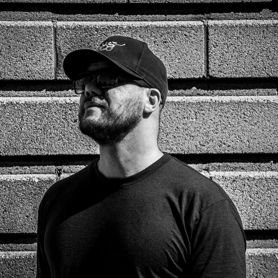 AGENCY ANNOUNCEMENT 👾

Please make some noise for <a href="/IDHSmusic/">IDHS</a> as he joins the Sub.mission Agency Roster!

Contact jeremy.franks@subdotmission.com for booking and more info!
--
subdotmission.com/?profile=idhs