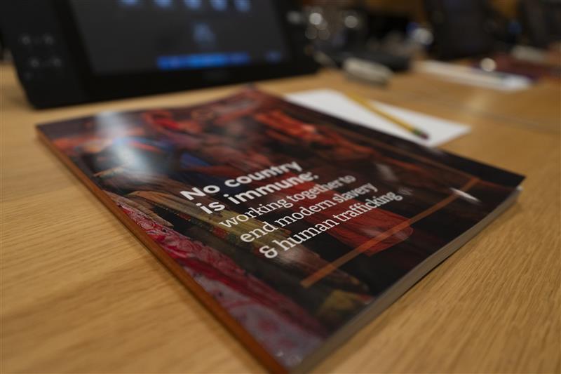 Human Rights at FCDO (@fcdohumanrights) on Twitter photo The UK, alongside <a href="/BahrainMsnNY/">Permanent Mission of Bahrain to UN in New York</a>, was proud to co-sponsor the launch of the <a href="/gcmodernslavery/">Modern Slavery Commission</a> landmark report at the <a href="/UN/">United Nations</a>. <a href="/BWoodward_UN/">Ambassador Barbara Woodward</a> highlighted UK work to support victims of #modernslavery and called on partners to support the Commission's work going forward. The UK, alongside <a href="/BahrainMsnNY/">Permanent Mission of Bahrain to UN in New York</a>, was proud to co-sponsor the launch of the <a href="/gcmodernslavery/">Modern Slavery Commission</a> landmark report at the <a href="/UN/">United Nations</a>. <a href="/BWoodward_UN/">Ambassador Barbara Woodward</a> highlighted UK work to support victims of #modernslavery and called on partners to support the Commission's work going forward.