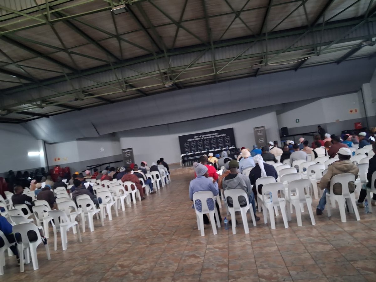 JhbLiberals's tweet photo. We are taking part in the engagement between the @CityofJoburgZA and the residents of Ivory Park on the Informal Settlement Draft Policy.
#RestoreMyCity
And we support #OrlandoPirates tonight https://t.co/rvKHNHenWL