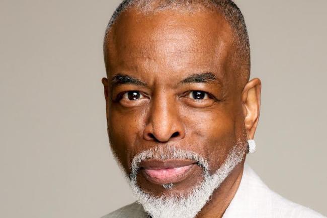 Phil_Lewis_'s tweet photo. May 10: LeVar Burton to give the commencement speech at Howard University

https://t.co/hS6Dknk3Nv https://t.co/Qv7vw5x9sQ