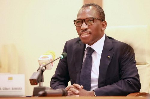 afrikarabia's tweet photo. #RDC #Togo L’intermédiaire de Faure #Gnassingbé, toujours pressenti comme médiateur dans la crise congolaise, s’appelle Gilbert #Bawara, ministre togolais du Travail. Un ancien de la #Monusco à Kinshasa et proche de #Kabila. #Faure entretient aussi d’excellentes relations avec #Tshisekedi lorsque celui-ci était dans l’opposition.