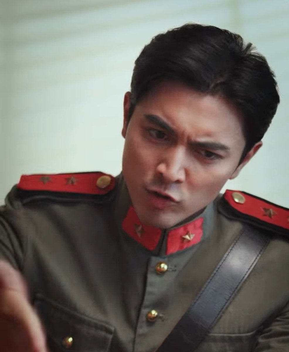 giegyorme's tweet image. ฮีเป็นนักสะสมเครื่องแบบปะ แต่แต่งแล้วหล่อไงประเด็น เก็บหมดทุกแขนงขนาดโฆษณายังไม่พ้น55555555555555