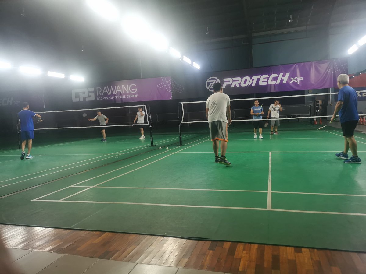 future6868's tweet photo. 有一起打羽球的kaki吗🏸✨ https://t.co/iUvPwVDSf9