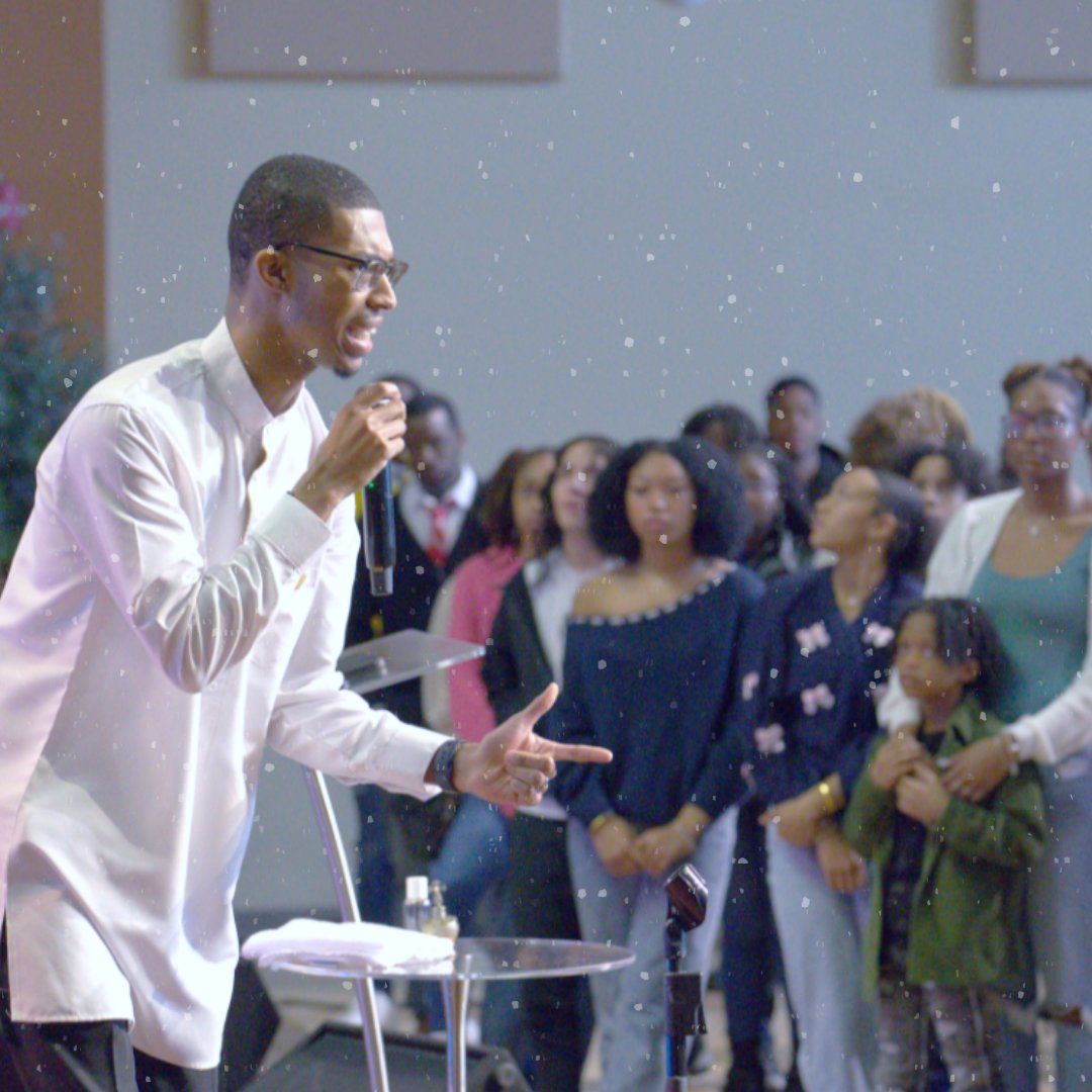 NewCoveFW's tweet photo. No place like New Covenant on a Sunday! The spirit was in the house this past Sunday! Watch the full sermon on Facebook or YouTube. https://t.co/PKnhz0fo1e