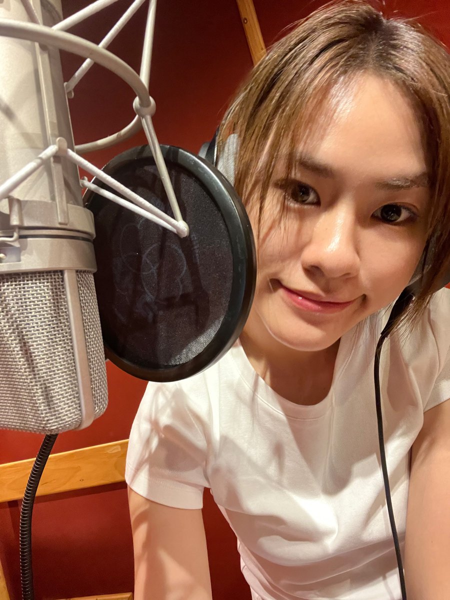 emiamily's tweet photo. 🎤🧡 https://t.co/0q1pnFgKfr