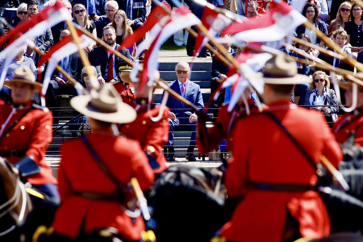 redelitist's tweet photo. “Tomorrow, I, as King of the United Kingdom AND OF CANADA”.

REPRESENT.

🍁 https://t.co/ZSoFTIVMxT