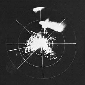 DualDoppler's tweet photo. Today is the 72nd anniversary of the first tornado to be detected by radar - 4/9/53, in Champaign County, Illinois. This particular tornado was captured by the radar at Willard Airport and was photographed by Don Skaggs, who used a 35mm film camera mounted atop the A-scope https://t.co/O9UQ1AVqX9