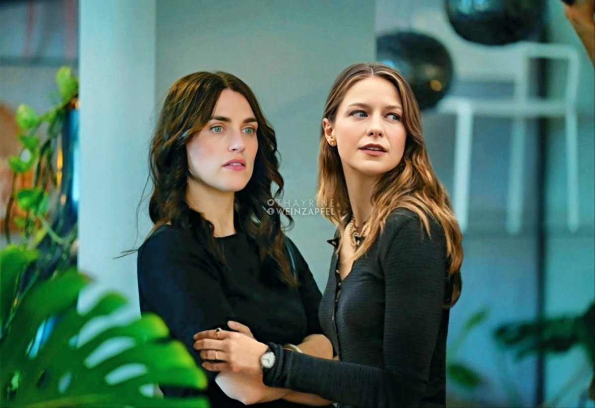 thayrine's tweet photo. Happy Waterwives Wednesday to those who celebrate 💙 https://t.co/JhzJt5sDq5