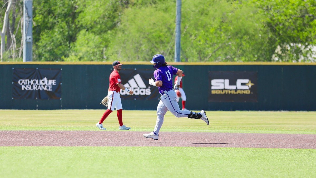 TarletonBase's tweet photo. T5 | SERGIO HITS A BOMB TO GIVE US A 4-2 LEAD😈 https://t.co/M0PvfPmHom