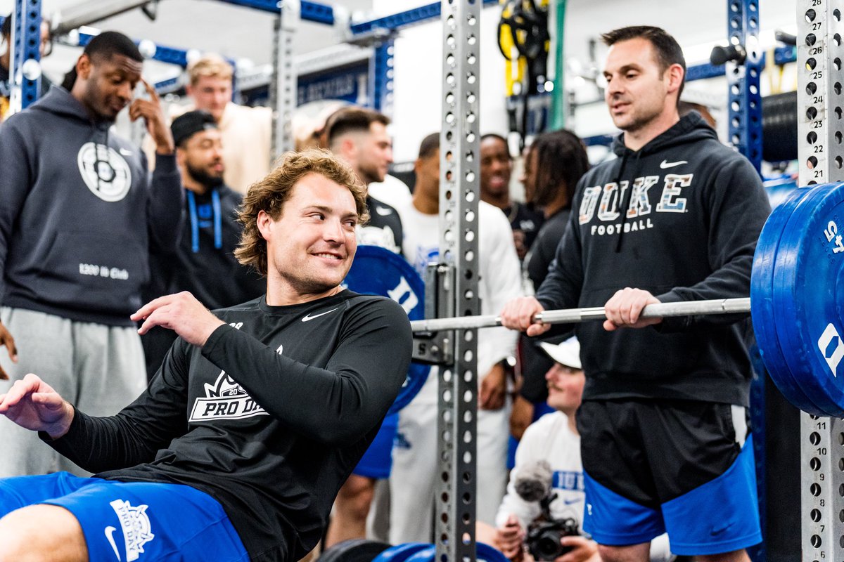 ClaytonBurton04's tweet photo. Thankful to have participated in @DukeFOOTBALL Pro Day. Great opportunity to workout in front of @NFL coaches and scouts. Especially thankful for God, my family, and @Coach_MannyDiaz @Coach_DFeeley and @JBIV000 for making this possible 🙏💙🤝 https://t.co/GWgClVfRI3