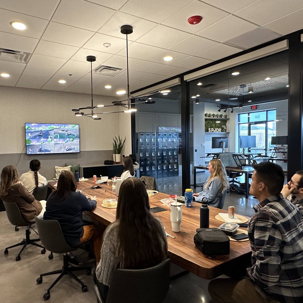 SpiderDesign's tweet image. 3...2...1...GO! 🏎️🏁

We traded our keyboards for controllers and hit the race track for today’s Mario Kart lunch battle.