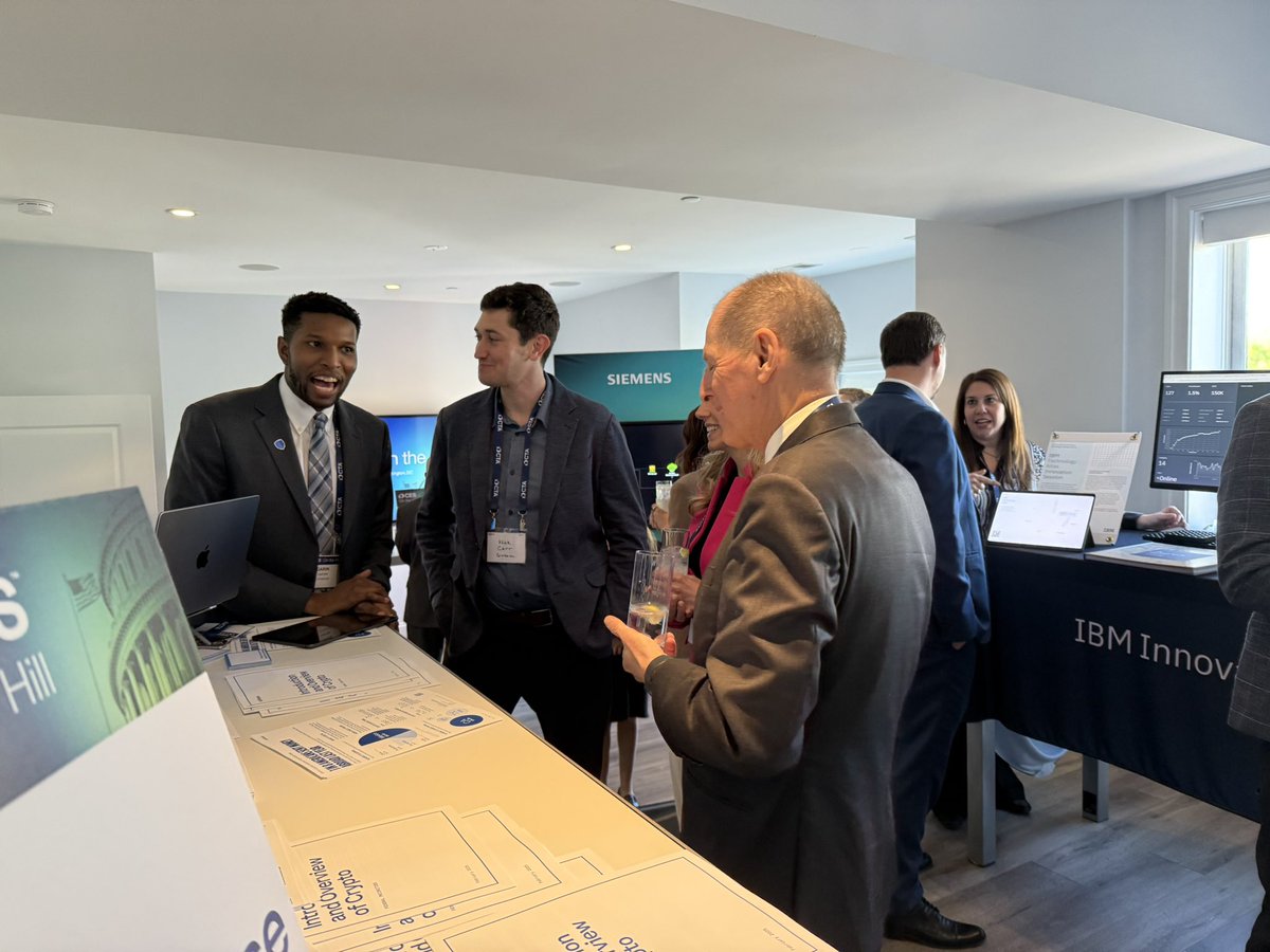 GaryShapiro's tweet image. With @coinbase and @Siemens at #CTATechWeek #CESontheHill!