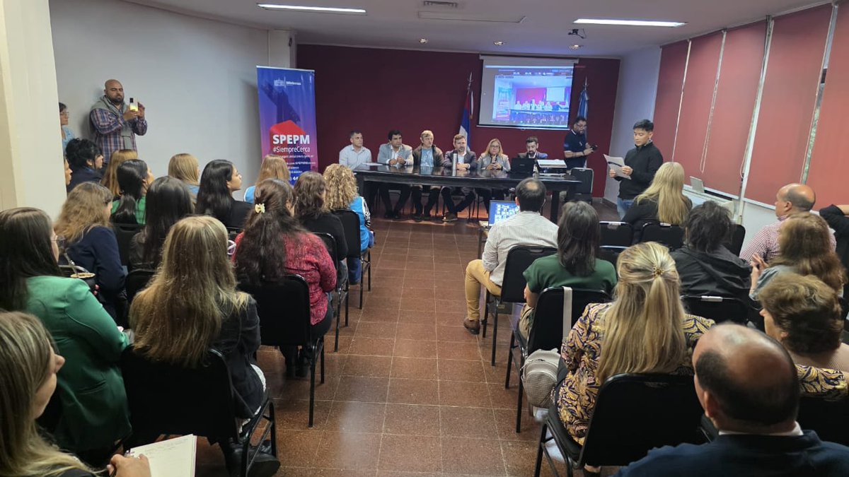 Miembros de CD en representación del Sec Gral <a href="/grillo141/">Ruben Dario</a> participaron del lanzamiento de la "Actualización Académica para acompañar la implementación de los nuevos Diseños Curriculares Jurisdiccionales del Profesorado de Educación Inicial y Profesorado de Educación Primaria”